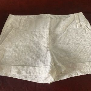 Maurcies white shorts